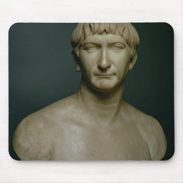 Porträttbyst av kejsaren Trajan (53-117 ANNONSEN) Musmatta (Framsidan)