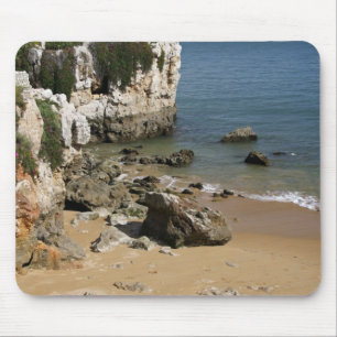 Portugal, Cascais. Praia da Rainha, en strand i Musmatta