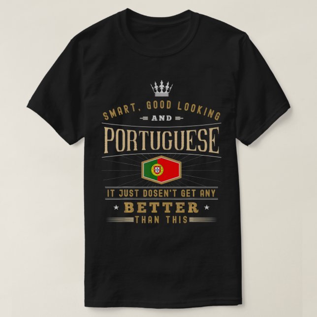 Portugal Flag Souvenirs for Portuguese Men & Women T Shirt (Design framsida)