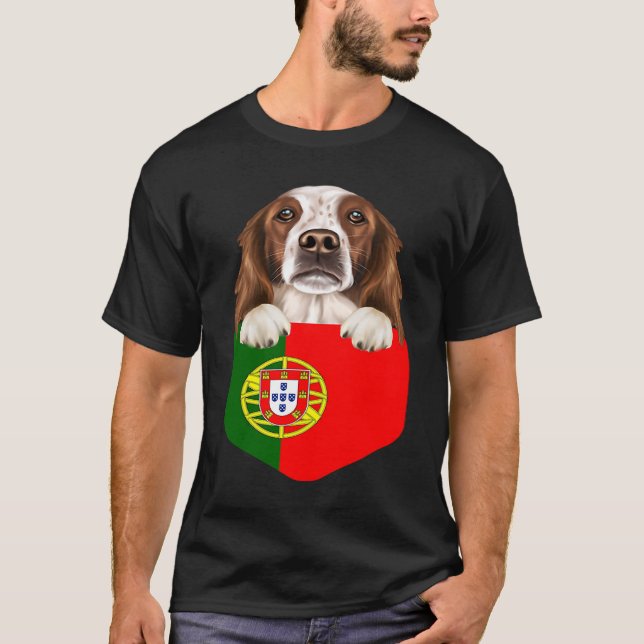 Portugal Flagga Irish Red and White Setter Hund In T Shirt (Framsida)