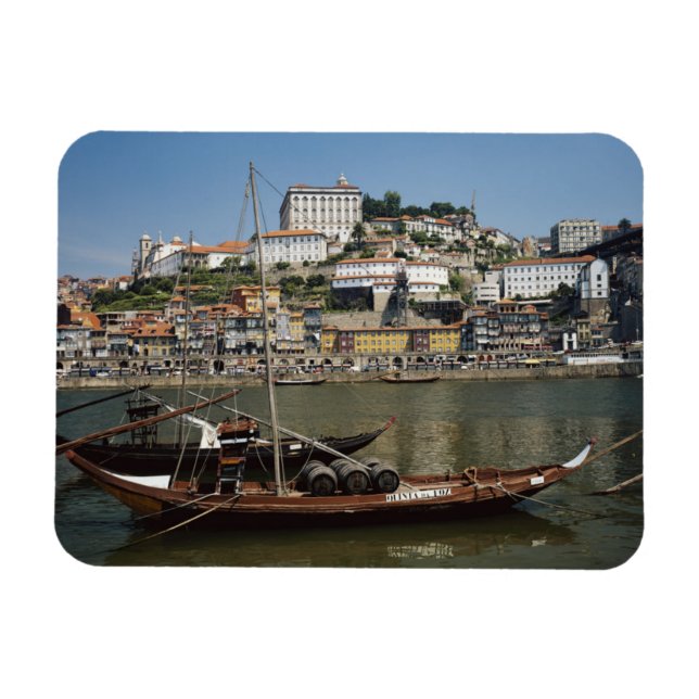 Portugal, Porto, Båt med vintunnor Magnet (Horisontell)