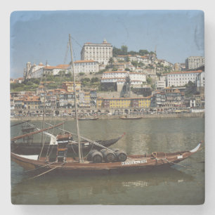 Portugal, Porto, Båt med vintunnor Underlägg Sten