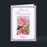 Portugis: 70 Anos mamma 70th födelsedag Kort<br><div class="desc">Post- aniversário da Mãe,  com foto de rosas för º för de anos para nolla 70. Personifiera en suamensagem! Bild av rosor och blåa blommor på vitbakgrund. "70th födelsedagmamma för lycklig! ";   Personifiera ditt meddelande!   Fotografi av Maria Santos (Lusinhas gör Sul), </div>