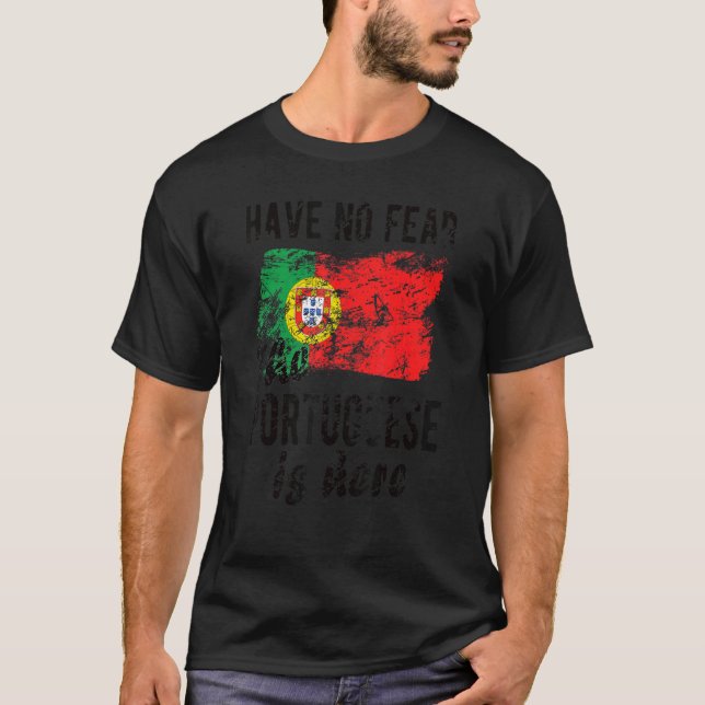 Portugisiska är här Portugals Flagga T Shirt (Framsida)