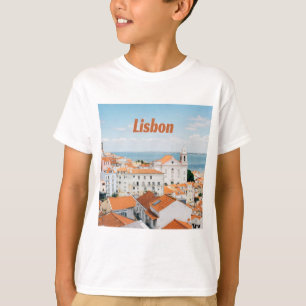 Portugisiska strandstränderna i Lissabon (Röda T Shirt