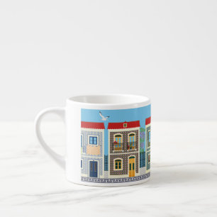 Portugisiska vackra hus med plattor eller azulejos espressomugg