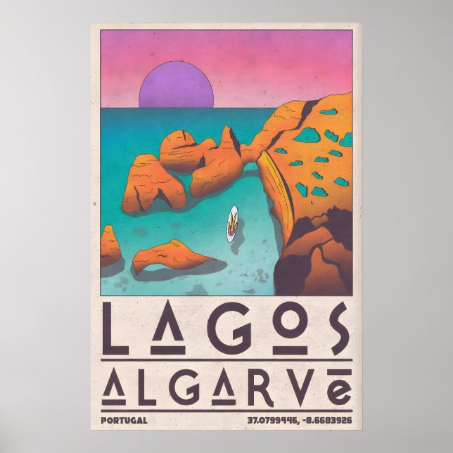 Portuguese Coast Wall Art Sunlit Cliffs and Calm Poster (Framsidan)