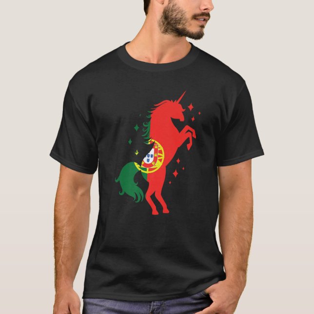 Portuguese Roots Unicorn Portugal Flag T Shirt (Framsida)