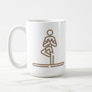 Pose, Lugn och koncentrerad träd, gula Coolan, vit Kaffemugg