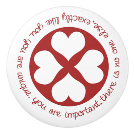 Positiv bekräftelse Du är unika röda hjärtan Knopp