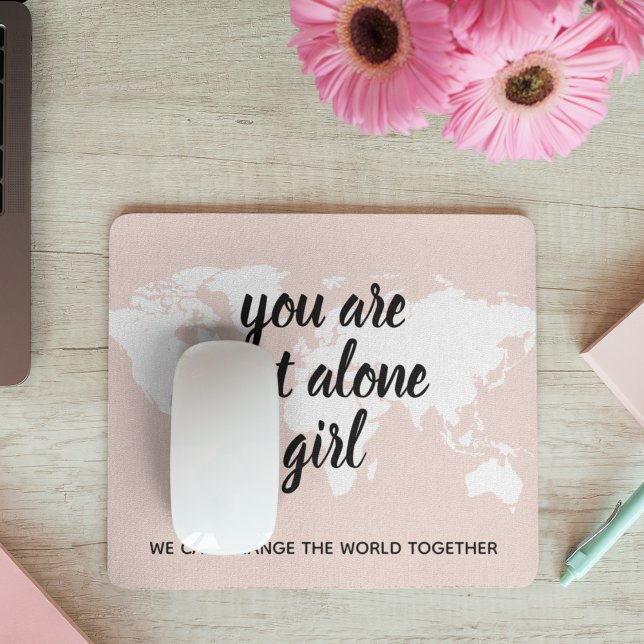 Positivt att du inte är Ensam Girl Motivation Cita Musmatta (Skapare uppladdad)