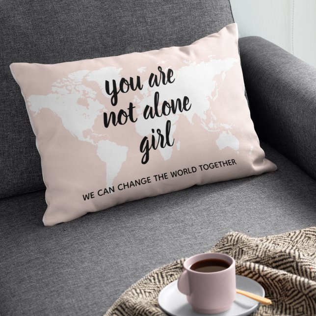 Positivt att du inte är Ensam Girl Motivation Cita Prydnadskudde (Skapare uppladdad)
