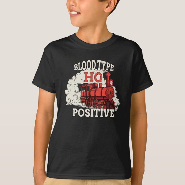Positivt utfall av blodtyp HO för en modell T Shirt (Framsida)
