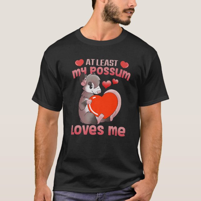 Possum Kärlek Red Valentine Heart Opossum Älskare  T Shirt (Framsida)