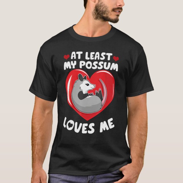 Possum Kärlek Red Valentine Heart Opossum Possum T Shirt (Framsida)