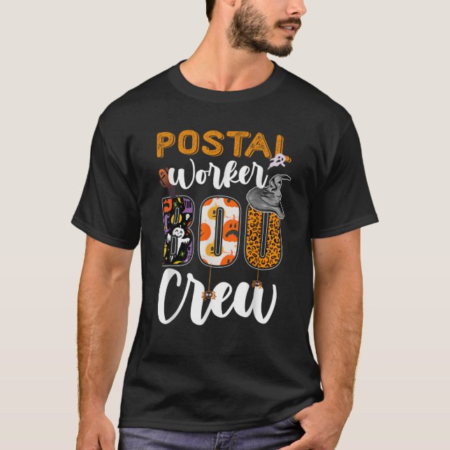 Postal Worker Boo Crew Funny Halloween Technician T Shirt (Framsida)