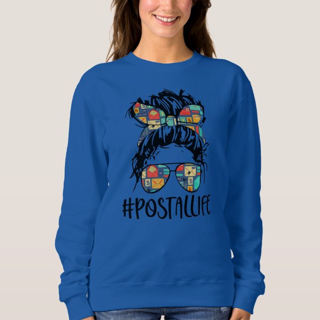Postallife Mail Carrier Postal Worker Mailwoman T Shirt (Framsida)