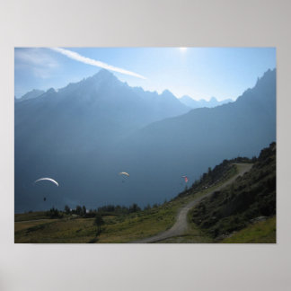 Poster: Paragliders Chamonix Valley Frankrike Poster