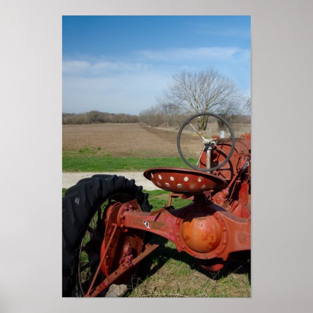 Poster utskrift av antik röd traktor (Framsidan)