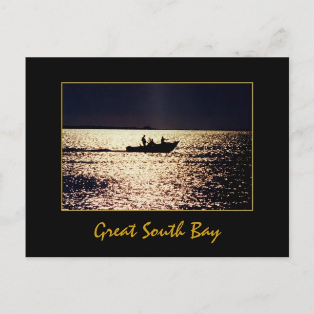 Postkort för "ensamstående båtar på Twilight" Vykort (Framsida)