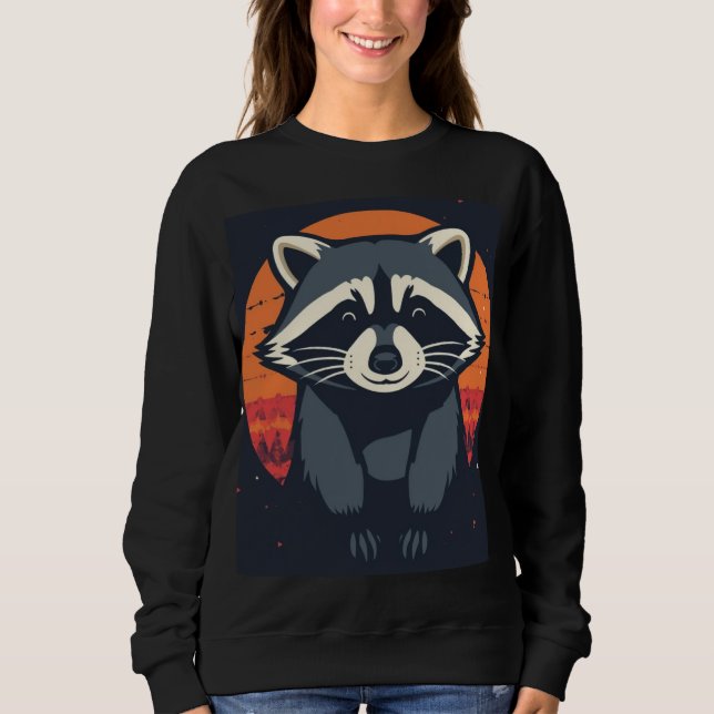 Powered by Cuteness and Raccoon Vibes. T-Shirt (Framsida)