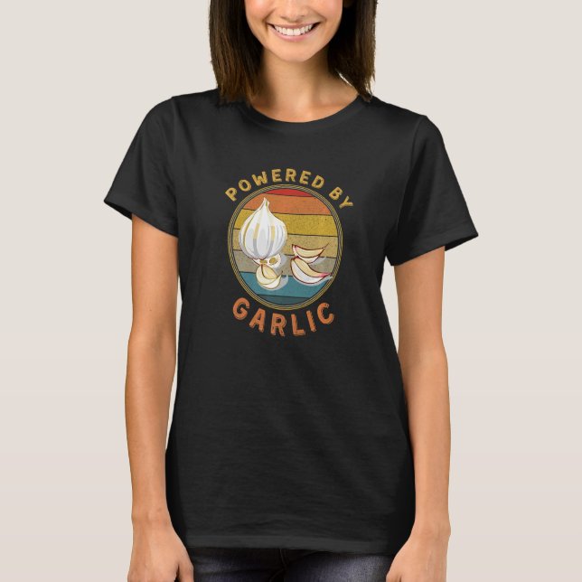 Powered By Garlic Garlicologist  Retro Cook and Ch T Shirt (Framsida)
