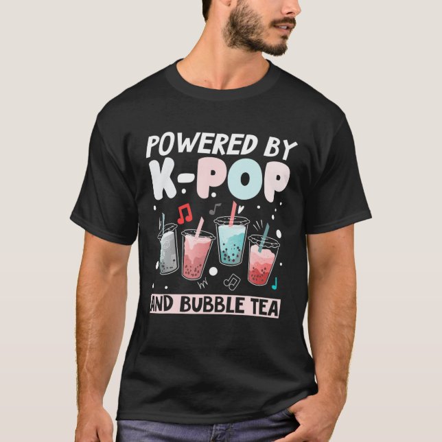 Powered By Kpop And Bubble Tea - Korean - Cute Bob T Shirt (Framsida)