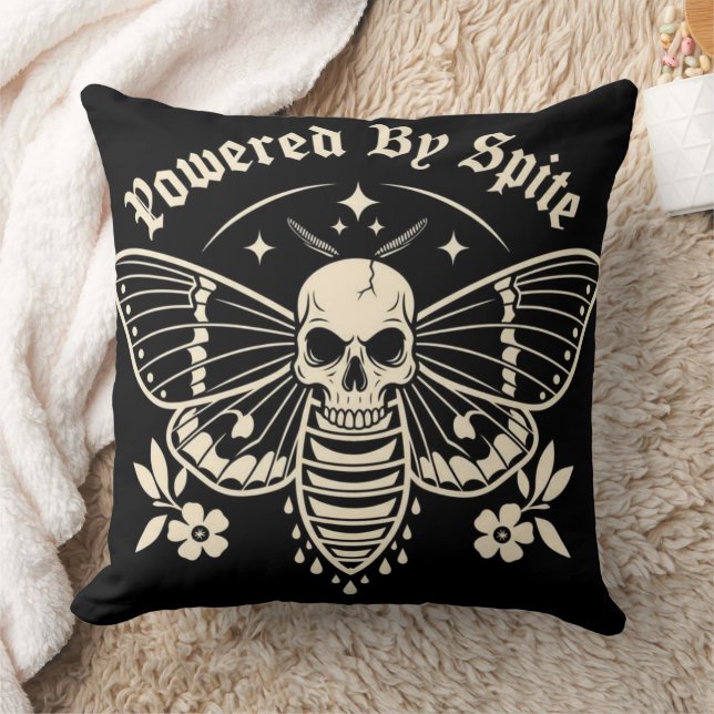 "Powered By Spite" Dead Moth Pillow Kudde (Filt)