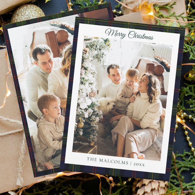 Pput Rustic 2 Photos Tartan-familjens jul Julkort (Rustic Plaid Family Photos Script Tartan Christmas Greetings Card)