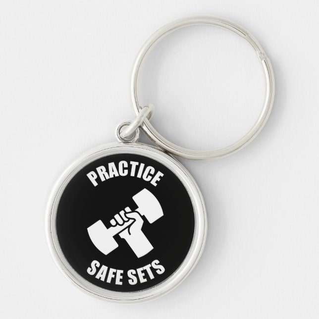 Practice Säker Sets - Gym Humor Rund Silverfärgad Nyckelring (Framsidan)