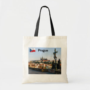 Prags slott från Charles bridge, Tjeckien R. Tygkasse