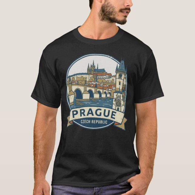 Prague, City of a Hundred Spires: Czech Skyline T Shirt (Framsida)