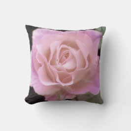 Praktfull rosa ros kudde