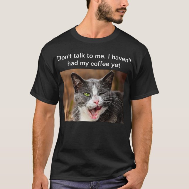 "Prata inte med mig.." Lustigt att skjorta. T Shirt (Framsida)