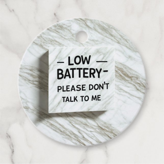 Prata inte med mig - Lustigt Sarcas Gåvor Etiketter (Framsida)