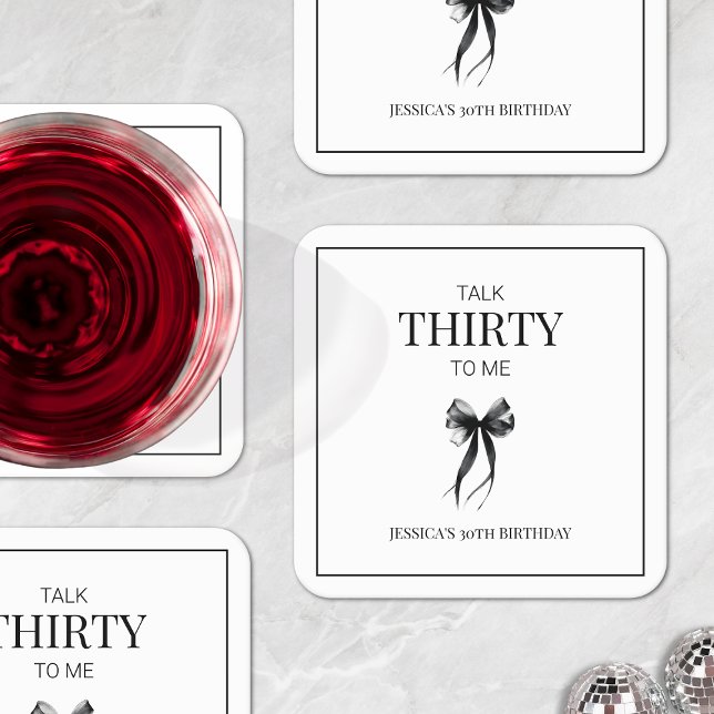 Prata trettio med mig 30års födelsedag Party Black Underlägg Papper Kvadrat (Talk Thirty to Me 30th Birthday Party Black White Square Paper Coaster)
