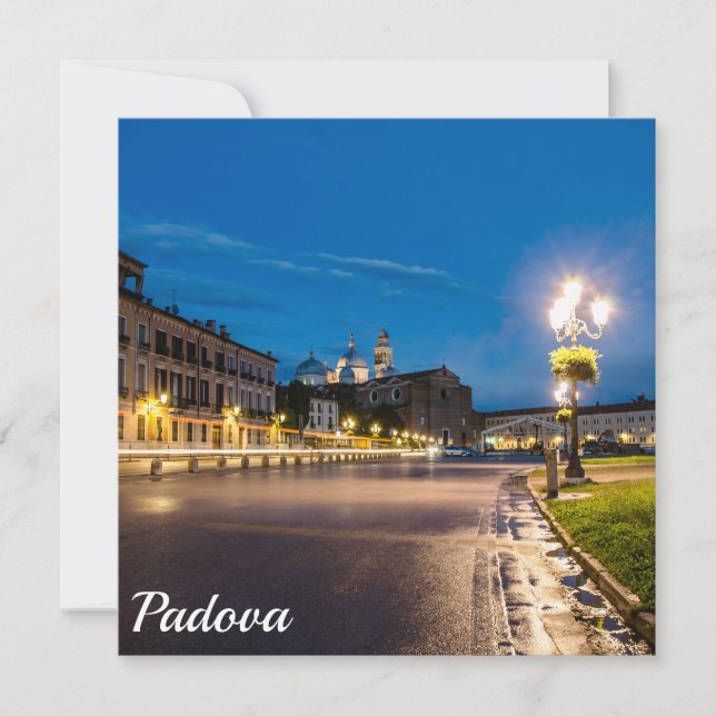 Prato della Valle nattetid i Padova, Italien (Framsida)