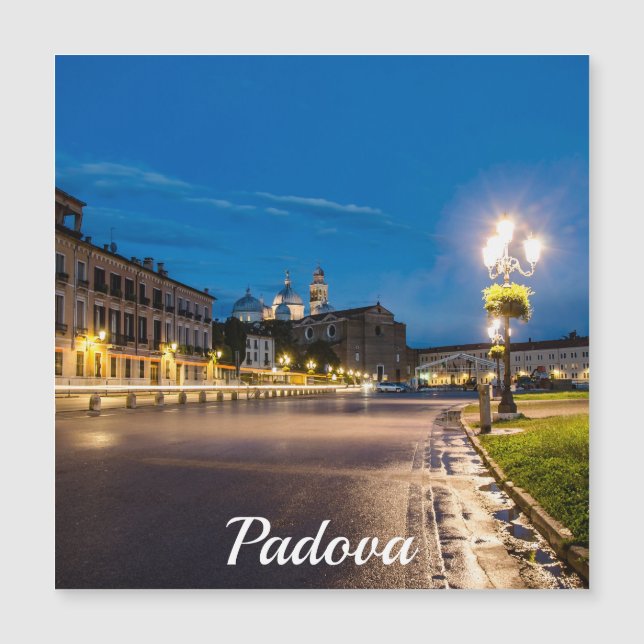 Prato della Valle nattetid i Padova, Italien Magne (Framsida)