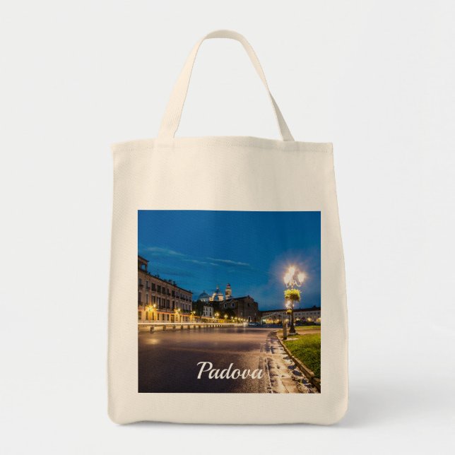 Prato della Valle nattetid i Padova, Italien Tygkasse (Framsidan)