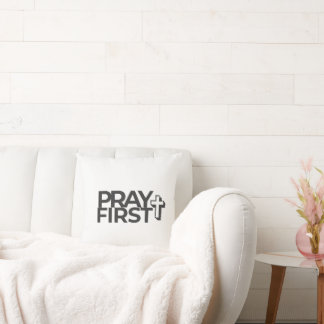 Pray First Faith Citat Kudd för Hem & Sovsal Kudde
