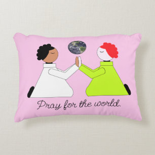 Pray for the World: Lavender Prydnadskudde