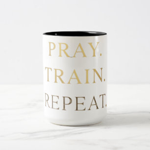 Pray Train Repeat Mugg – Kristet Fitness Motivatio