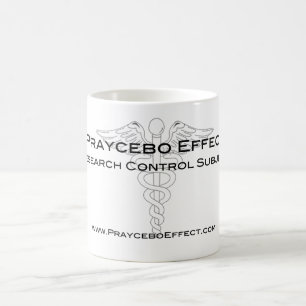 Praycebo verkställer - forskning kontrollerar kaffemugg