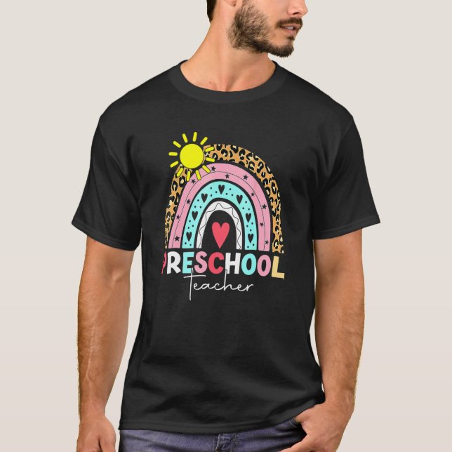 Pre K Teacher Teach Preschool Boho Rainbow Leopard T Shirt (Framsida)