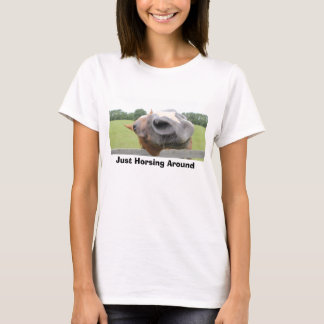 Precis Horsing runt om skjortan T Shirt
