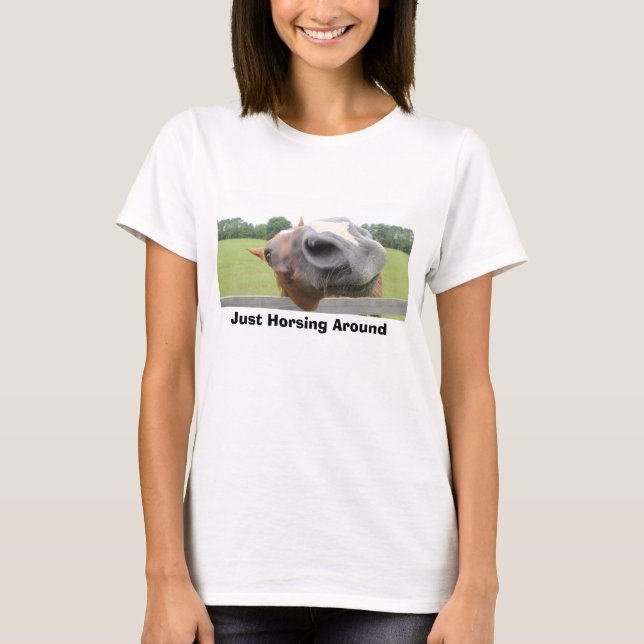 Precis Horsing runt om skjortan T Shirt (Framsida)