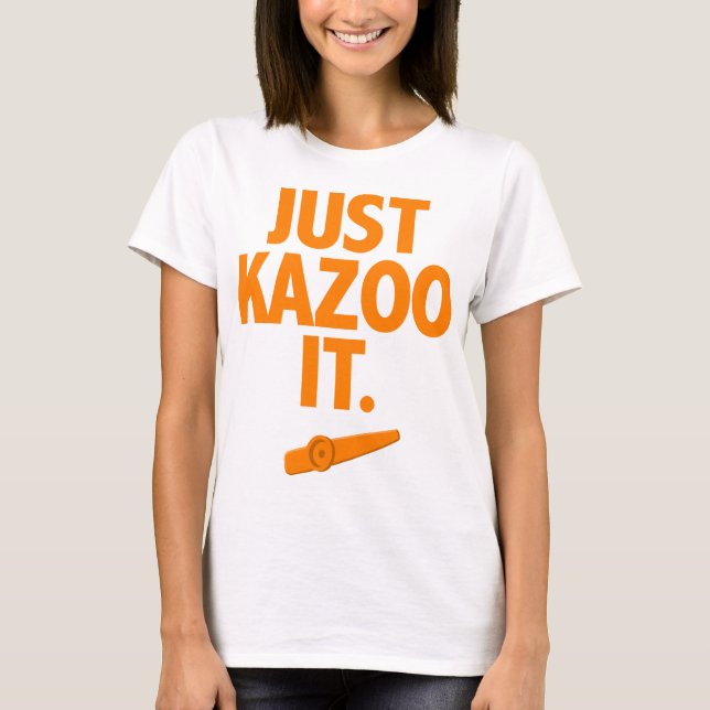 Precis Kazoo det Momma T-shirt (Framsida)