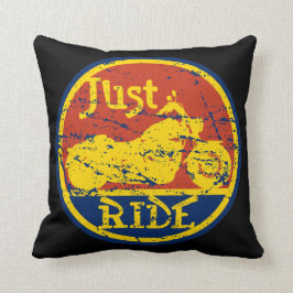 Precis kudder den dekorativa rittmotorcykeln kudde