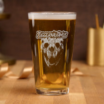 Predator Pint Glass