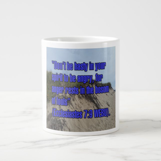 Predikaren 7:9 WEBU Mugg Jumbo Mugg (Framsidan)